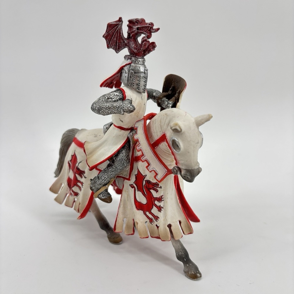 Schleich 2005 Red & White Knight And Horse Dragon Coat Of Arms